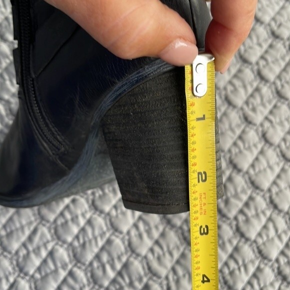 Black leather Joseph Seibel Ankle Boots. Size 37 - Picture 12 of 12